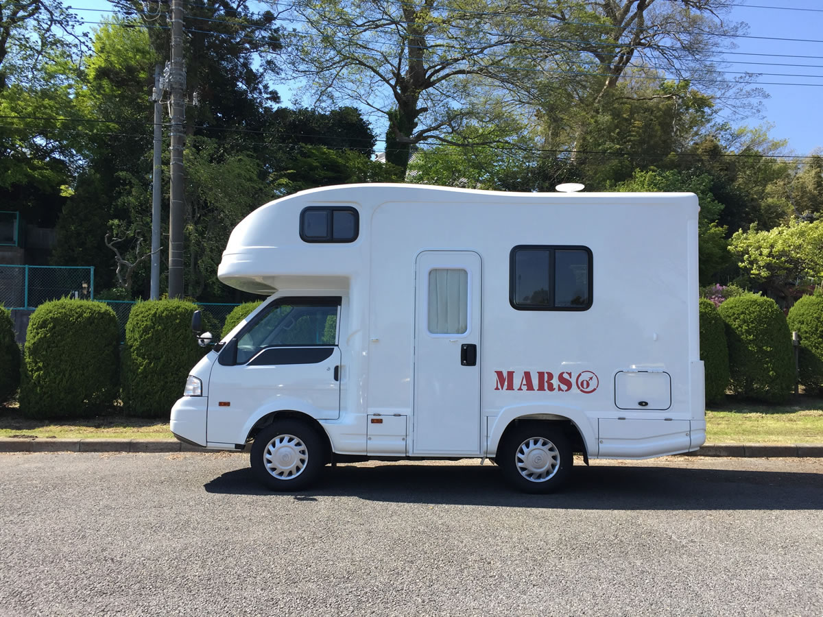 カークル　宇都宮中央店のキャンピングカー「マルス」