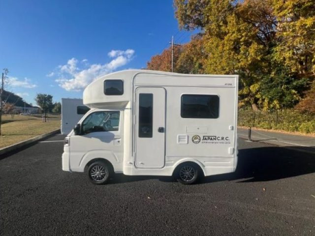 福岡空港キャンピングカーレンタルセンター（福岡空港CRC）の軽キャンピングカ「JPスターハッピー1プラスプレミアム」