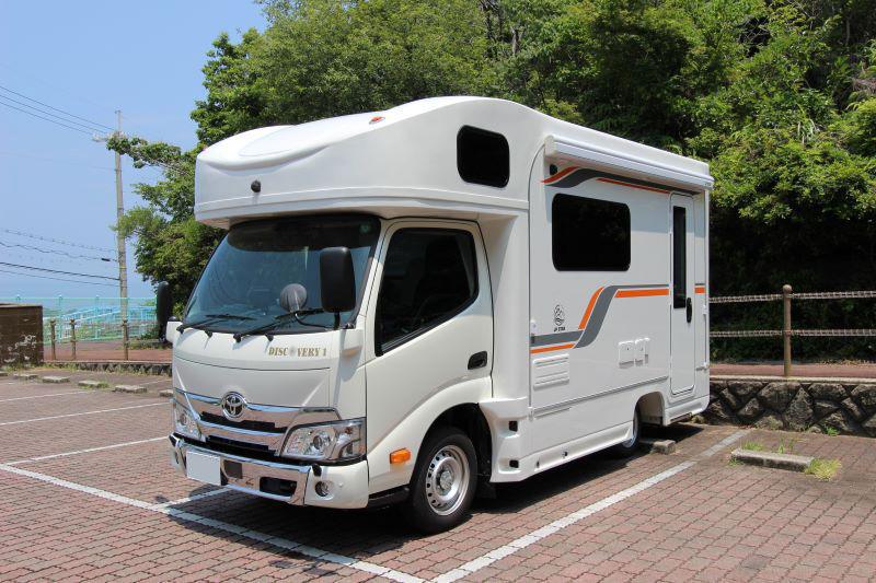 クローバーキャンピングカーレンタル　大阪阪南店のキャンピングカー「ディスカバリー1」
