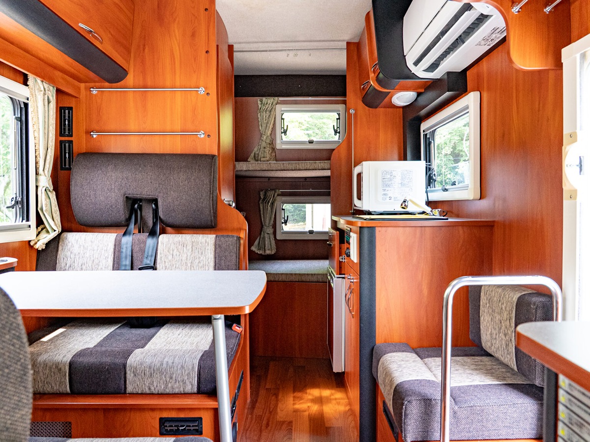 星が見の杜キャンピングカーレンタルのキャンピングカー「クレソンボヤージュ」