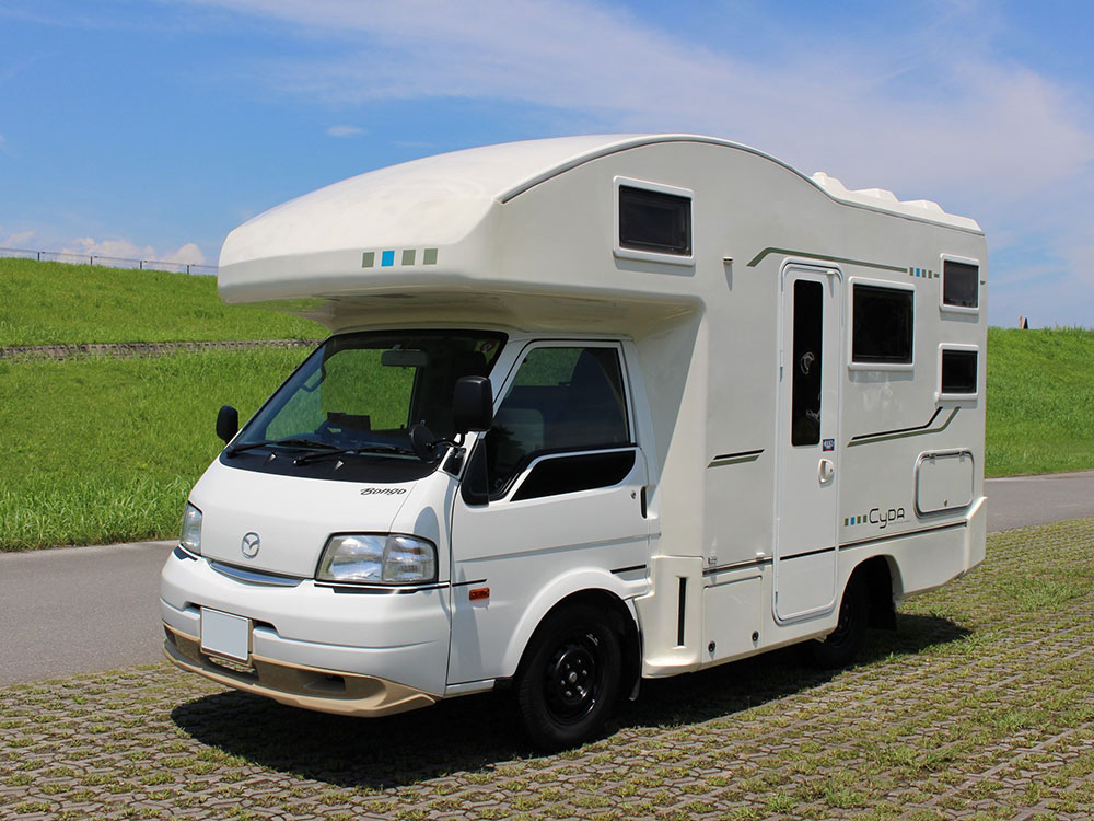 キャンピングカーレンタル　大垣のキャンピングカー「シーダ」