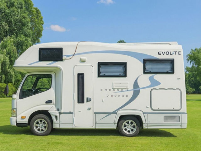 クローバーキャンピングカーレンタル　東京江戸川店