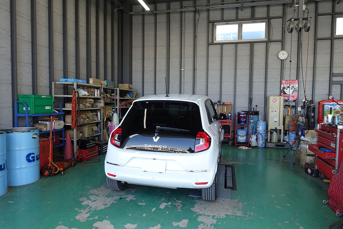 車検、自動車整備工場を併設
