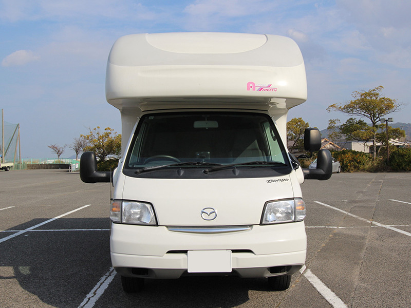 クローバーキャンピングカーレンタル　香川高松店のキャンピングカー「アミティ」